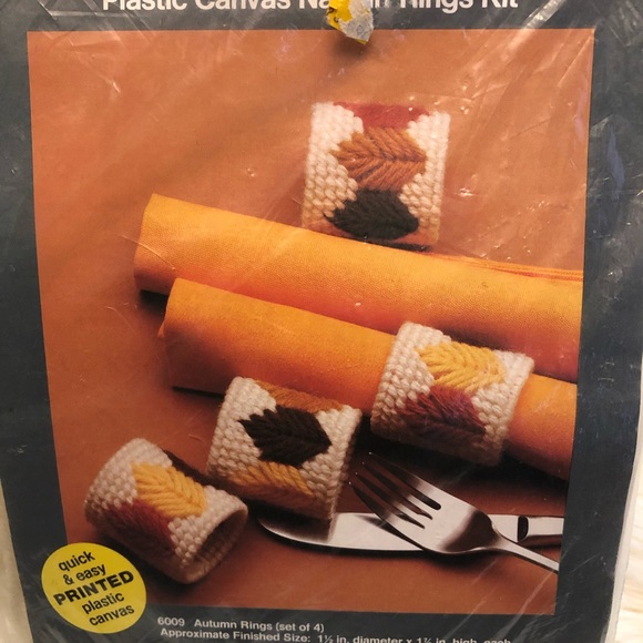 New Vintage Needlecraft Plastic Canvas Napkin Ring Kit Autumn Leaves Brown - Picture 2 of 4